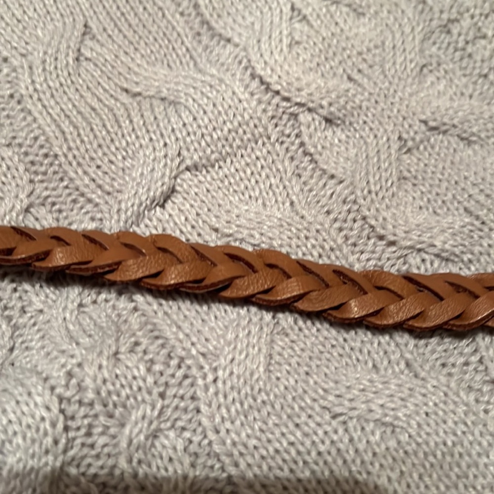 Braided Faux Leather Belt - Picture 6 of 6